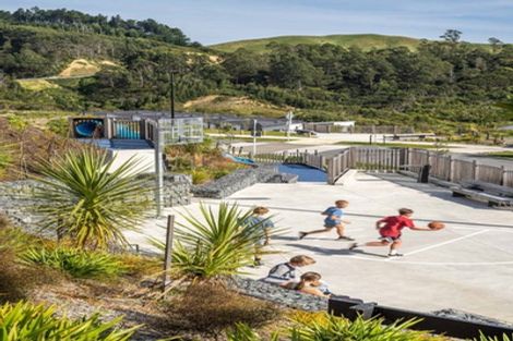 Photo of property in 32 Turtleback Avenue, Whitby, 5024