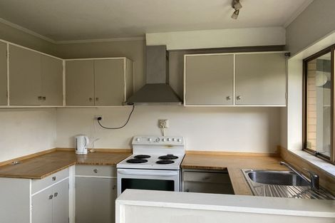 Photo of property in 95 Churton Drive, Churton Park, Wellington, 6037