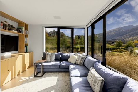 Photo of property in 4 Owen Marshall Lane, Arrowtown, 9371
