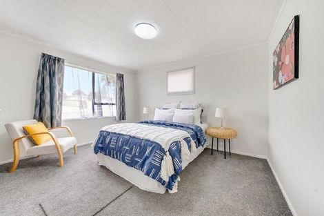 Photo of property in 15 Almay Place, Clover Park, Auckland, 2019