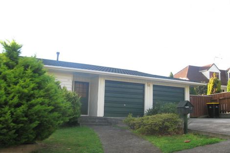 Photo of property in 17 Saint Aidans Way, Tawa, Wellington, 5028