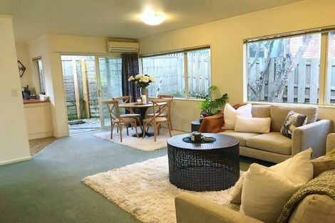 Photo of property in 1/7 Mably Court, Stanmore Bay, Whangaparaoa, 0932