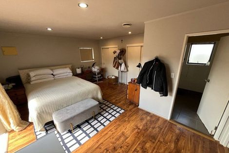 Photo of property in 76a View Road, Henderson, Auckland, 0612