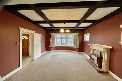 Photo of property in 4 Newcombe Crescent, Karori, Wellington, 6012