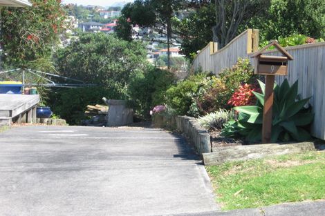 Photo of property in 9 Limmer Place, Browns Bay, Auckland, 0632