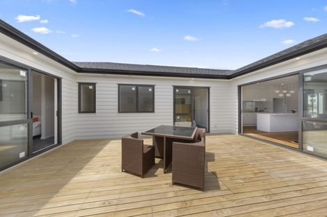 Photo of property in 50 Cooladawson Drive, Flat Bush, Auckland, 2019