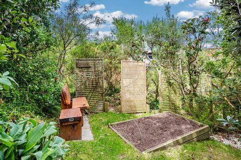 Photo of property in 5 Seascape View, Paremata, Porirua, 5024