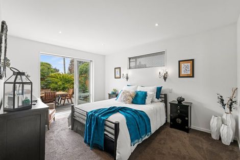 Photo of property in 165 Estuary Road, South New Brighton, Christchurch, 8062