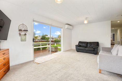 Photo of property in 10 John Road, Fairy Springs, Rotorua, 3015
