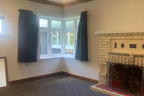 Photo of property in 11 Woodleigh Street, Frankleigh Park, New Plymouth, 4310