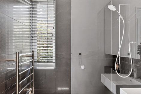 Photo of property in 1/61 Eely Point Road, Wanaka, 9305