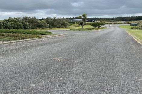 Photo of property in 16 Truebridge Drive, Waitarere, Levin, 5510