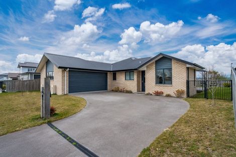 Photo of property in 78 Huka Heights Drive, Rangatira Park, Taupo, 3330