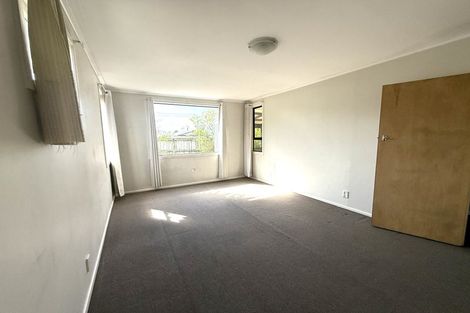 Photo of property in 64 Golf Road, New Lynn, Auckland, 0600