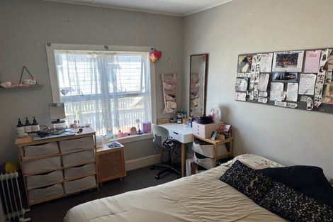 Photo of property in 710 Avenue Road West, Saint Leonards, Hastings, 4120