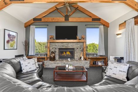 Photo of property in 117 Riverbank Road, Wanaka, 9382