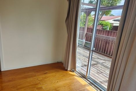 Photo of property in 38 Durham Street, Te Atatu Peninsula, Auckland, 0610