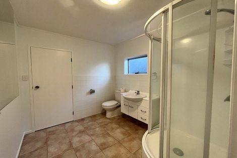 Photo of property in 8 Ponui Place, Mairangi Bay, Auckland, 0630