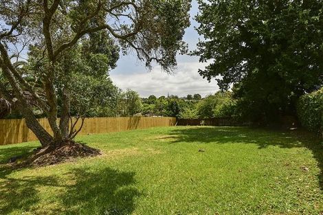Photo of property in 83 Farquhar Road, Glendene, Auckland, 0602