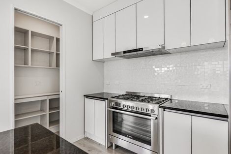 Photo of property in 2 Kukari Close, Flagstaff, Hamilton, 3210