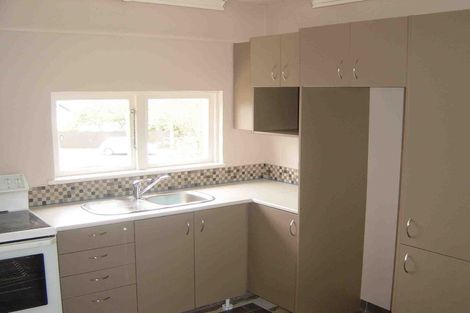 Photo of property in 2/4 Tama Street, Alicetown, Lower Hutt, 5010