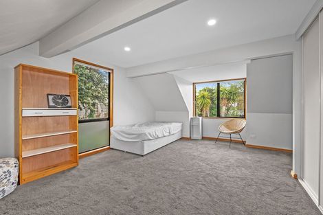 Photo of property in 9 Janice Place, Mount Pleasant, Christchurch, 8081