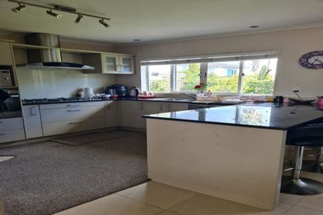 Photo of property in 51 Chateau Rise, Flat Bush, Auckland, 2016