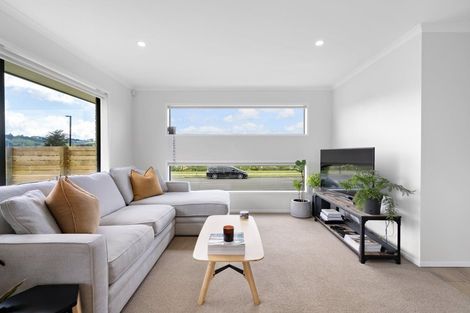 Photo of property in 27 Harriet Johnston Drive, Pokeno, 2402