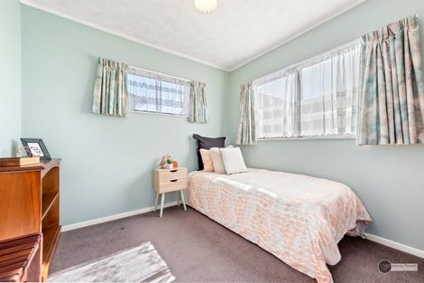 Photo of property in 10b Purser Grove, Fairfield, Lower Hutt, 5011