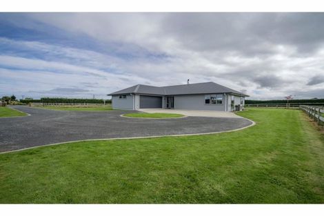 Photo of property in 15 Wilcox Road, Seaward Bush, Invercargill, 9871