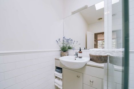 Photo of property in 3/36 Victoria Road, Devonport, Auckland, 0624