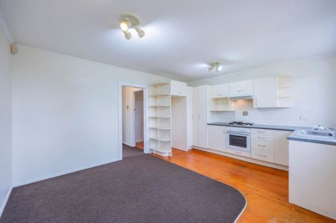 Photo of property in 57a Tiroroa Avenue, Te Atatu South, Auckland, 0610