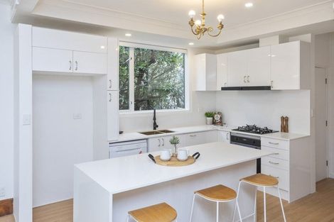 Photo of property in 31 Kotare Street, Fendalton, Christchurch, 8041