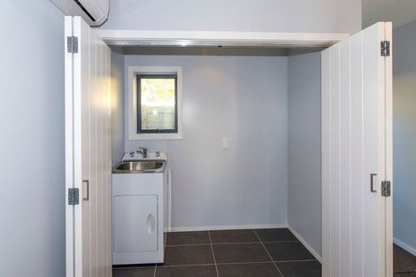 Photo of property in 9 Comber Place, Johnsonville, Wellington, 6037