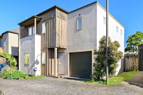 Photo of property in 50a Arawa Street, New Lynn, Auckland, 0600