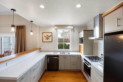 Photo of property in 32 Alpha Street, Cambridge, 3434