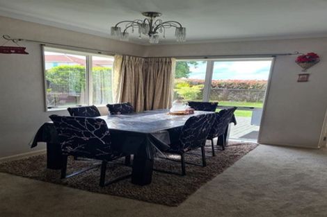 Photo of property in 51 Chateau Rise, Flat Bush, Auckland, 2016