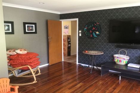 Photo of property in 39 Avondale Road, Avondale, Auckland, 1026