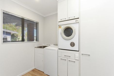 Photo of property in 192b Heta Road, Highlands Park, New Plymouth, 4312