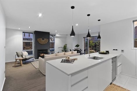 Photo of property in 142 Bishop Street, St Albans, Christchurch, 8014