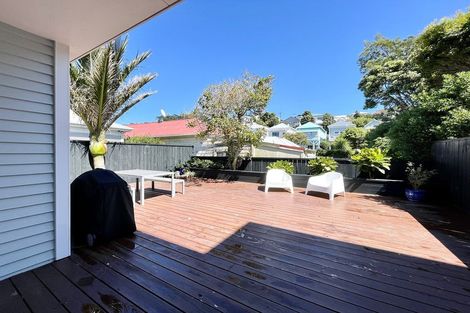 Photo of property in 166 Tasman Street, Mount Cook, Wellington, 6021