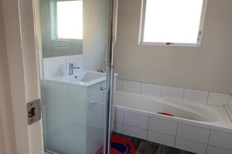 Photo of property in 55 Moncrieff Avenue, Clendon Park, Auckland, 2103