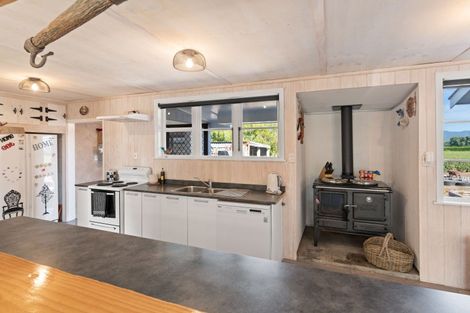 Photo of property in 388 Kahutara Road, Kahutara, Featherston, 5771