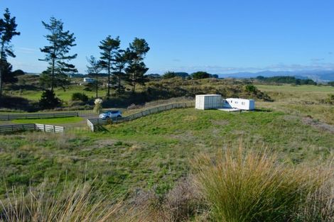 Photo of property in 38 Uxbridge Terrace, Waikawa Beach, Manakau, 5573