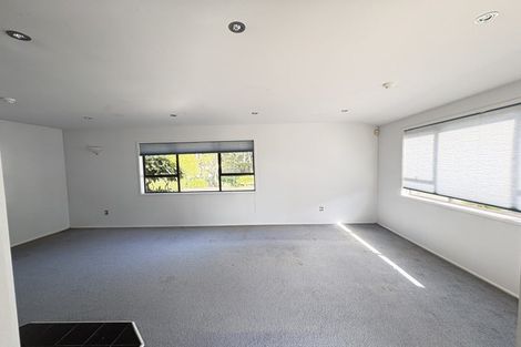 Photo of property in 123 Pomona Road, Kumeu, 0891