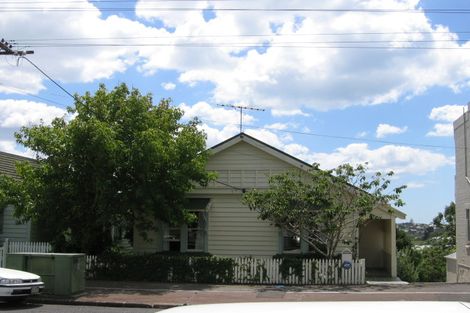 Photo of property in 88 Calliope Road, Stanley Point, Auckland, 0624