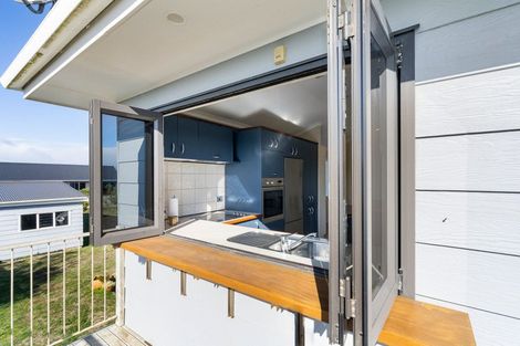 Photo of property in 15 Aranui Avenue, Waitarere Beach, Levin, 5510