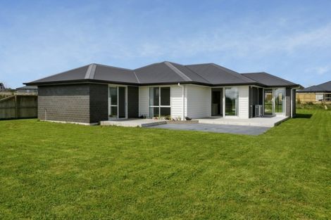 Photo of property in 10 Kara Place, Wharewaka, Taupo, 3330