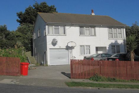 Photo of property in 8 Moult Street, Titahi Bay, Porirua, 5022