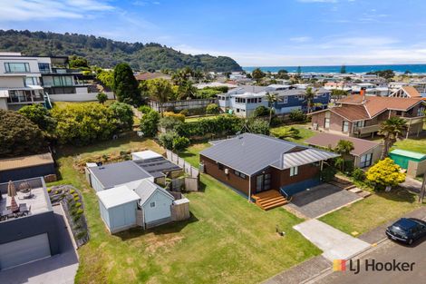 Photo of property in 2b Browns Drive, Waihi Beach, 3611